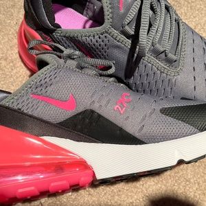 Nike size 7 new never worn